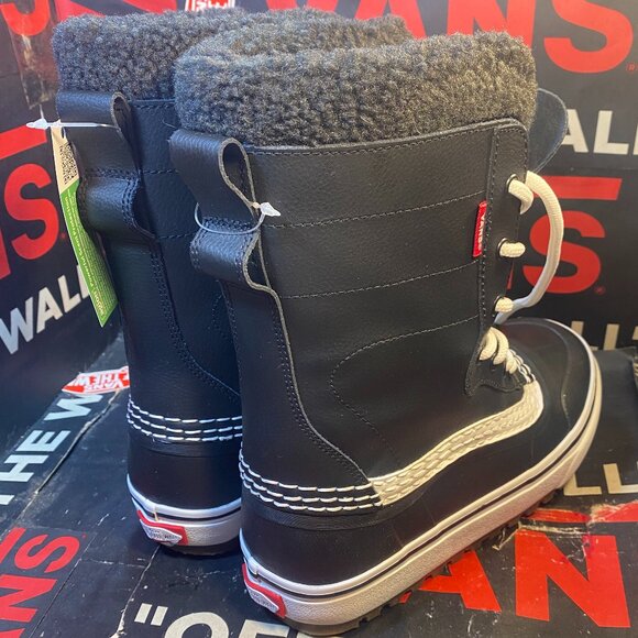 Vans Men's 4/Women's 5.5 MTE Standard Snow Black/White VN0A5JI1Y28 NIB - Picture 3 of 12